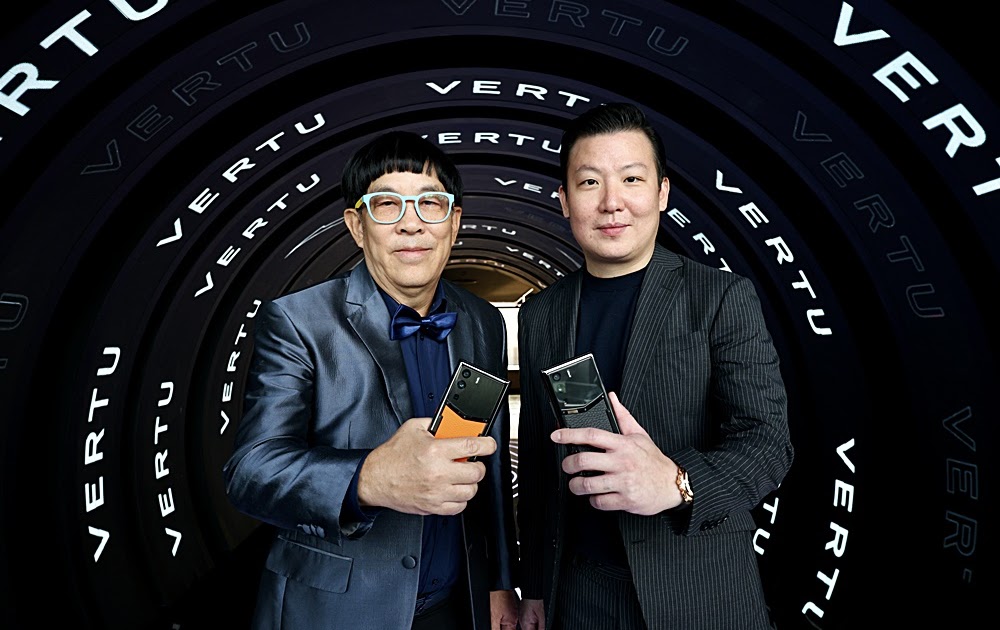 “VST ECS” และ “ยืมมั้ย” ร่วมปลุกตำนานสมาร์ทโฟนลักซ์ชัวรี่สุดล้ำพร้อมการกลับมาอย่างยิ่งใหญ่